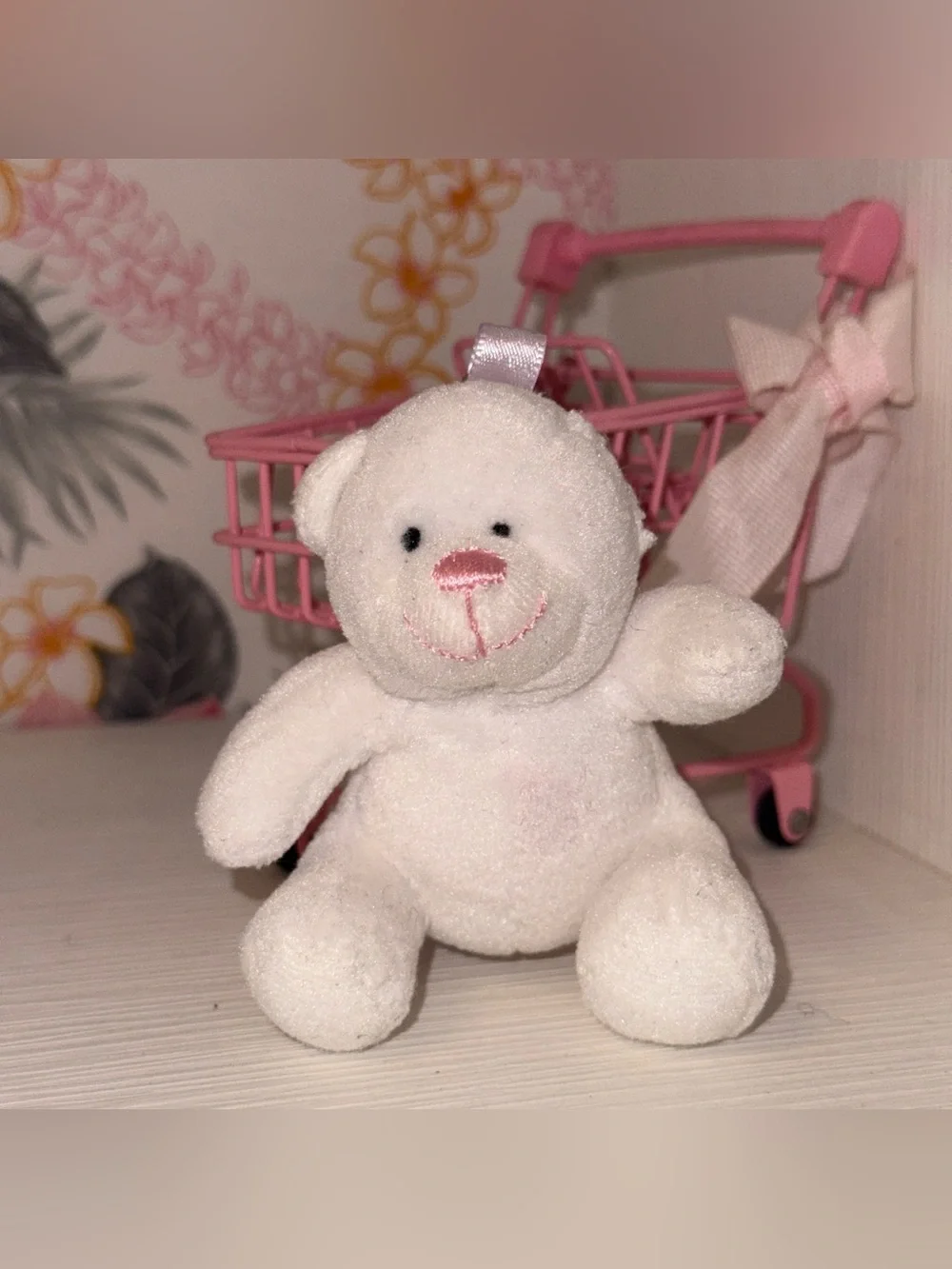 Mini bear keychain white
